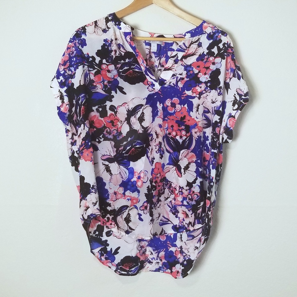 Like new! Dylan Gray blouse